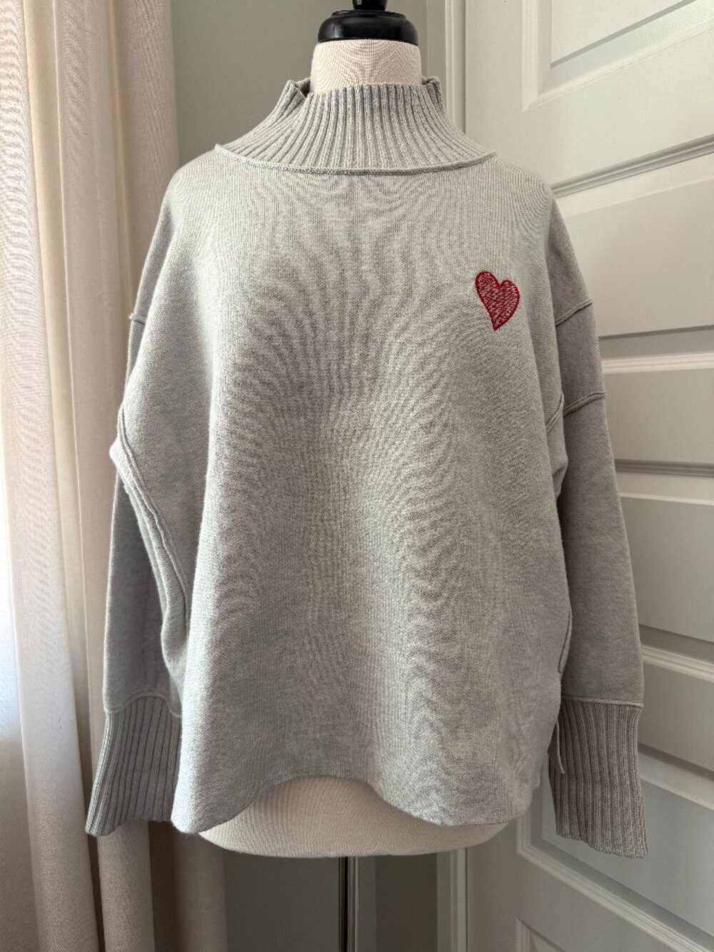 Maeve Logan Turtleneck Sweater : Medium - Picture 2 of 7